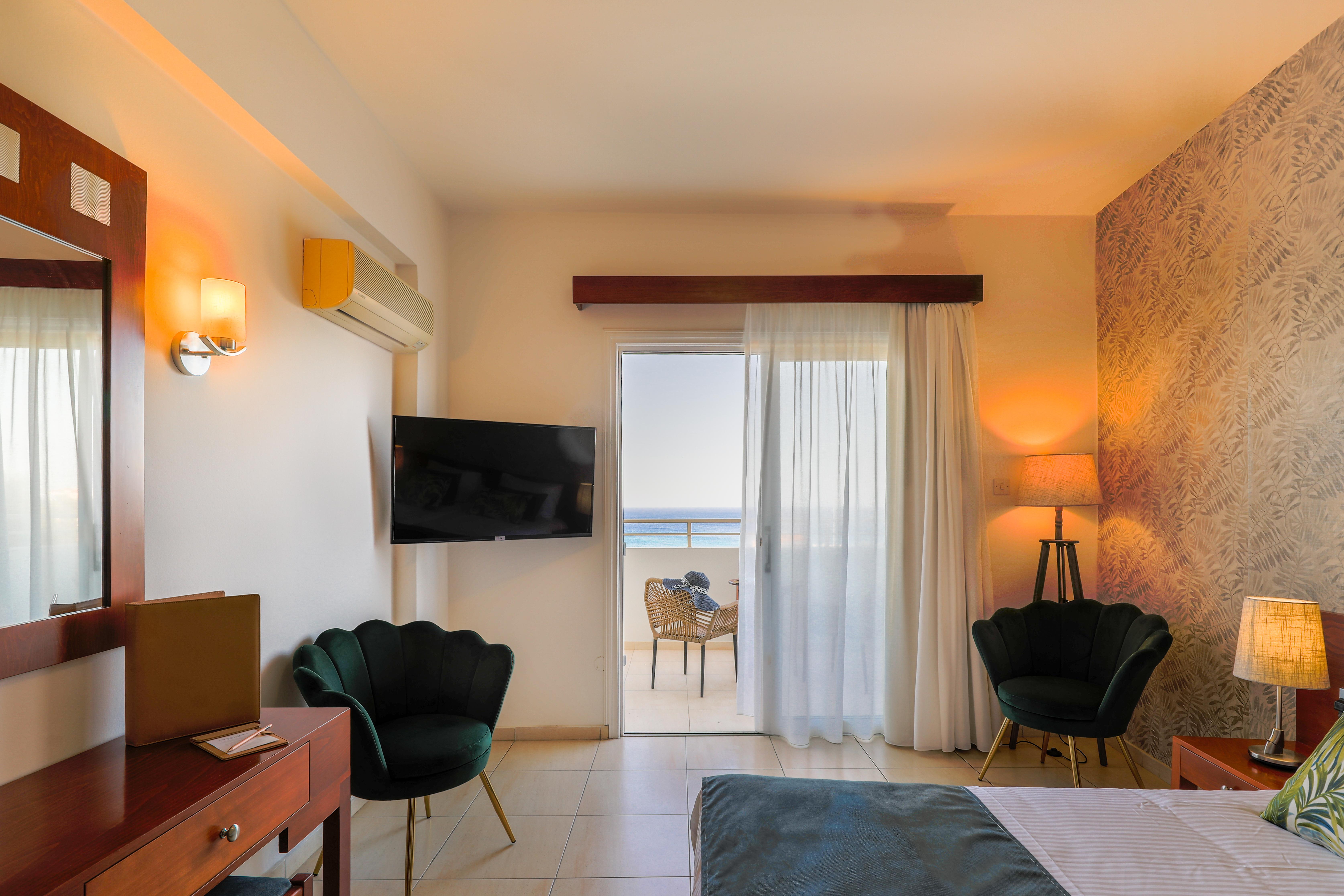 Iris Beach Hotel Protaras Bagian luar foto
