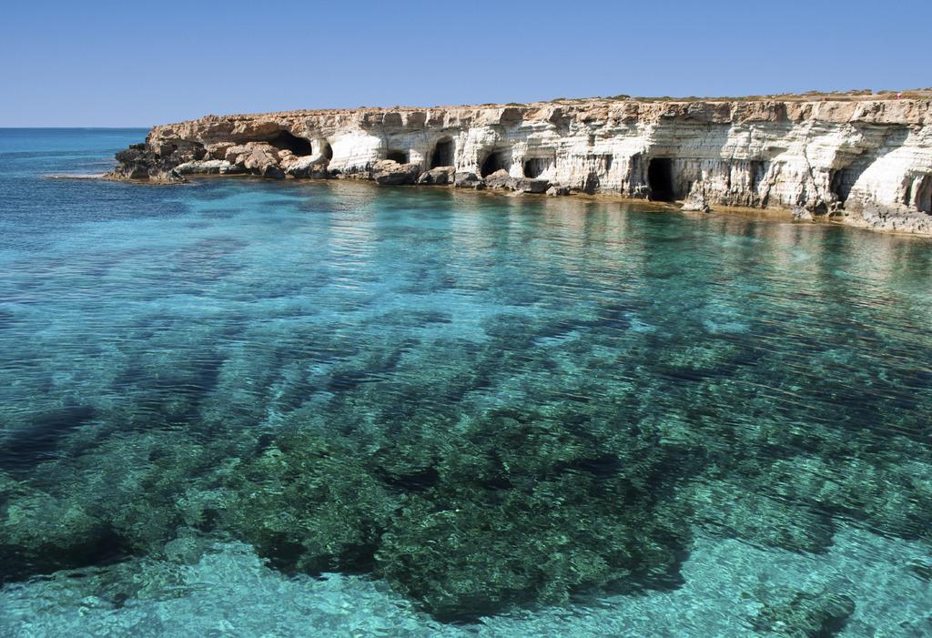 Iris Beach Hotel Protaras Bagian luar foto